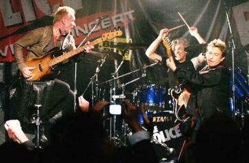 police live police live